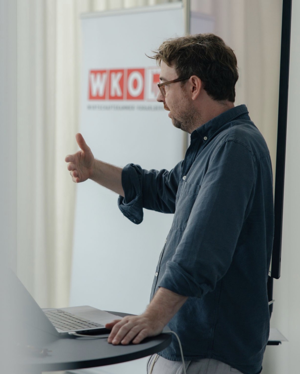 Begleiter vor WKV-Rollup